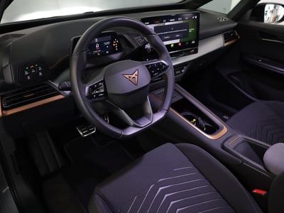 55503192-8.jpg