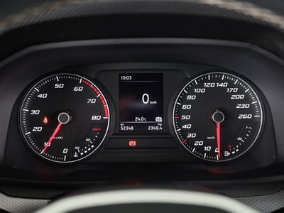55543377-9.jpg