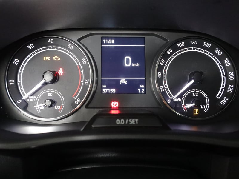 55589004-10.jpg