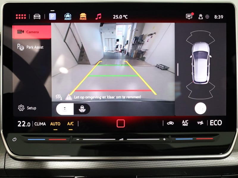 55632427-15.jpg