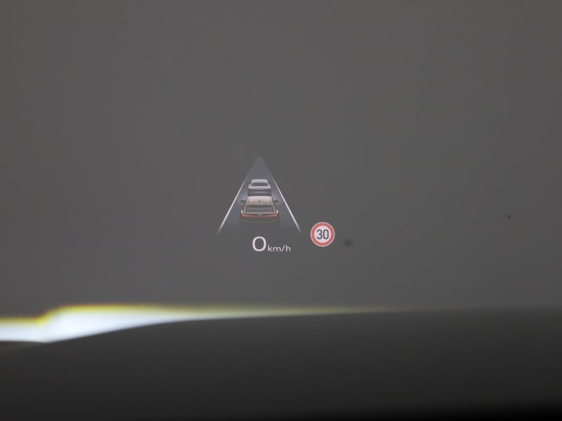 55648064-15.jpg