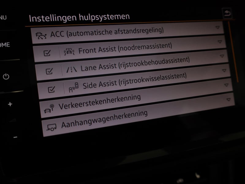 55719399-13.jpg