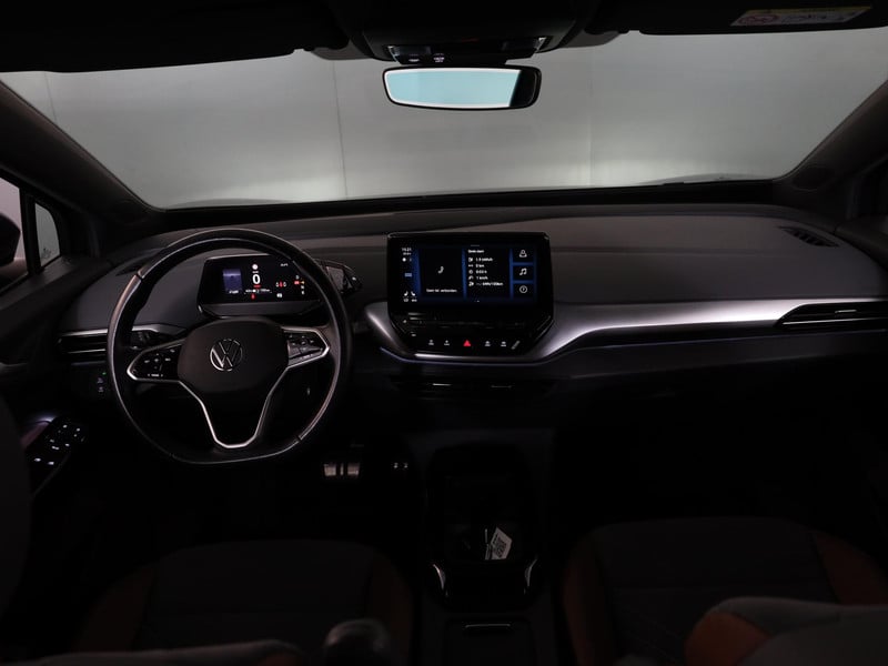 55719400-7.jpg