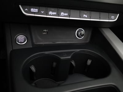 55855911-37.jpg
