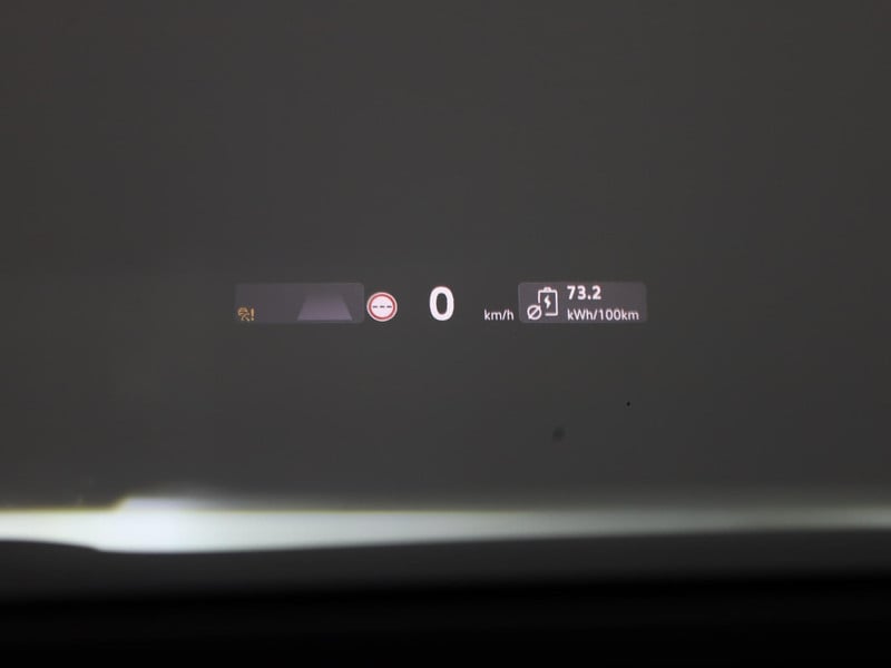 55857965-11.jpg