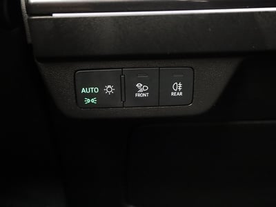 55919903-32.jpg
