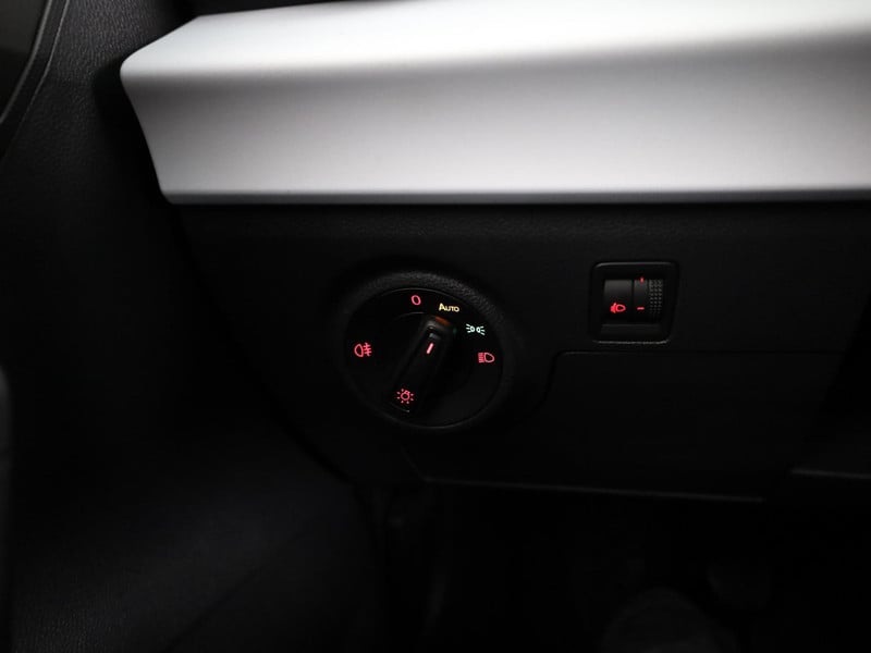 55964031-25.jpg