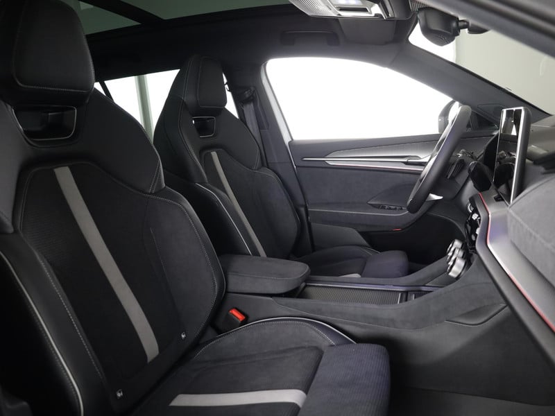 55970683-26.jpg
