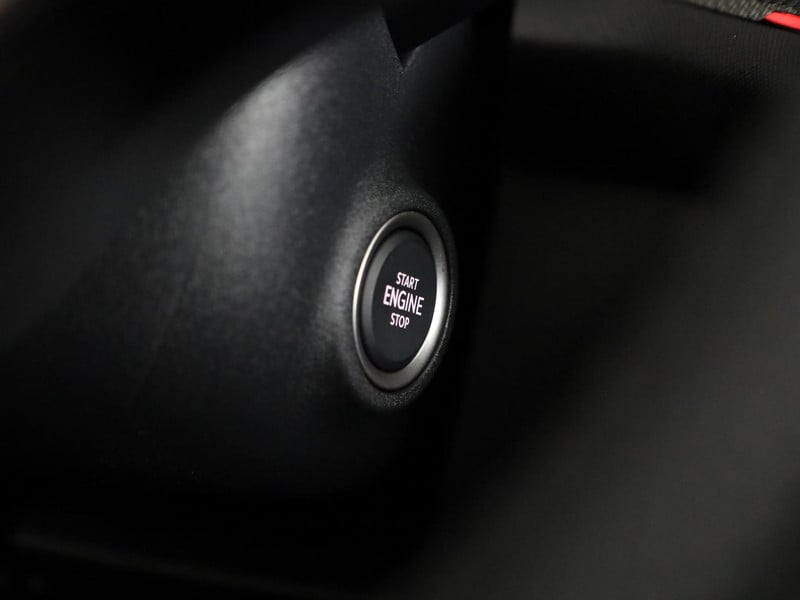 55970878-31.jpg
