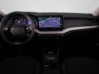 55972119-5.jpg