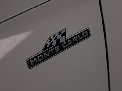 56023929-36.jpg