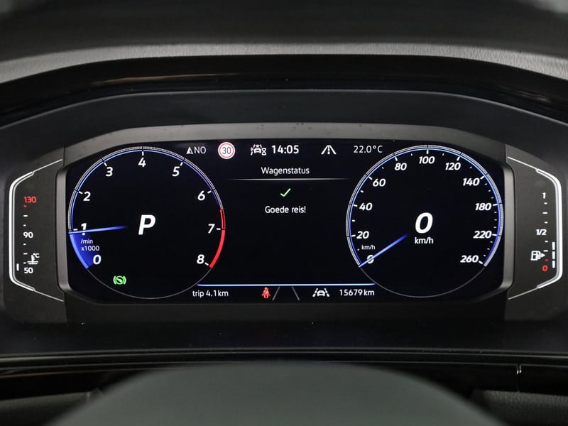 56089445-9.jpg