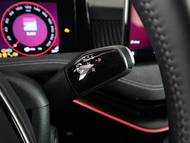 56108181-26.jpg