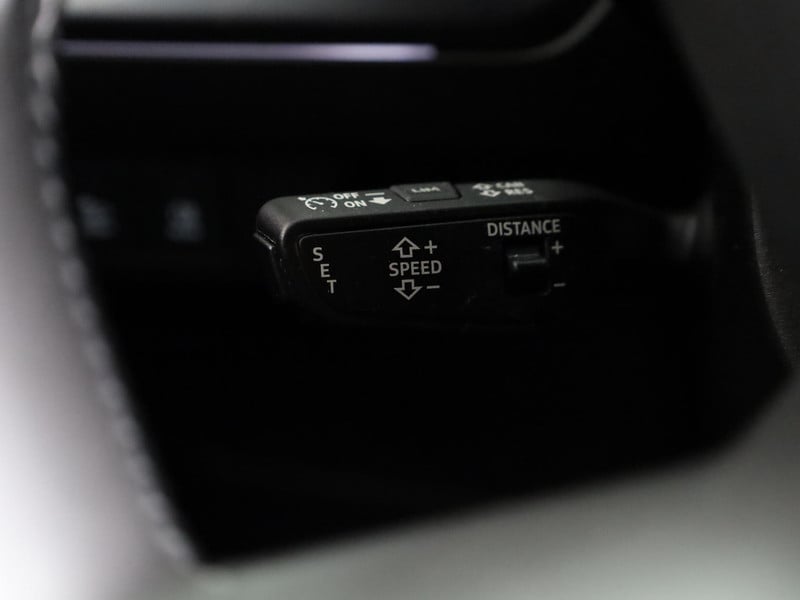 56249493-27.jpg