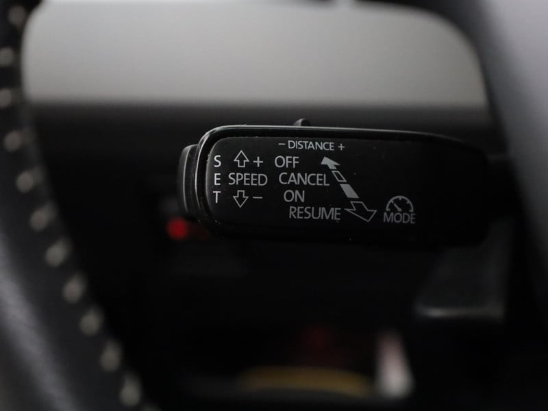 56255685-24.jpg