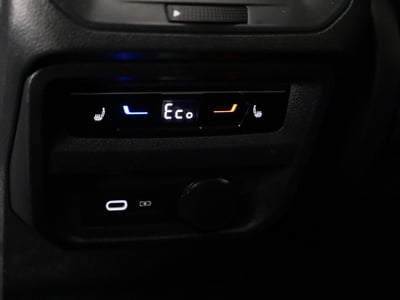56345201-33.jpg