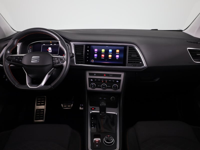 56507391-6.jpg