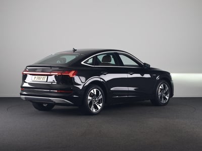 56509728-5.jpg