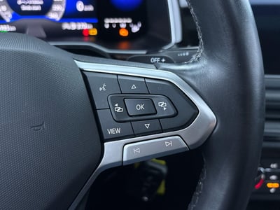 56510752-24.jpg