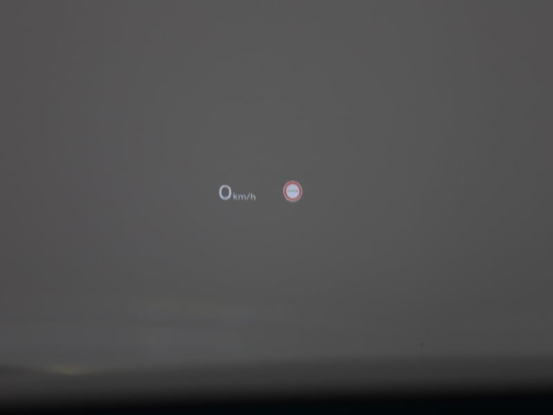 56631249-12.jpg