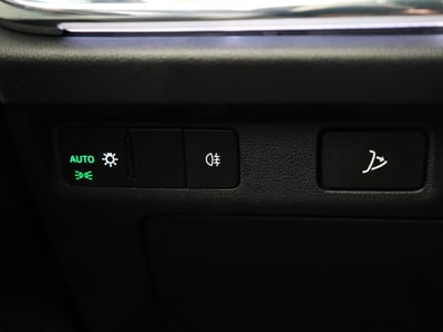 56699896-33.jpg