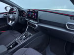 56733843-4.jpg