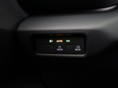 56757798-18.jpg
