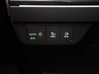 56794917-35.jpg