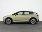 56812280-2.jpg