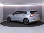 56835106-2.jpg