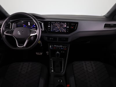56893086-6.jpg