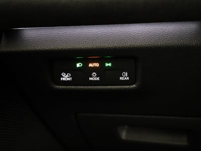 57009612-38.jpg