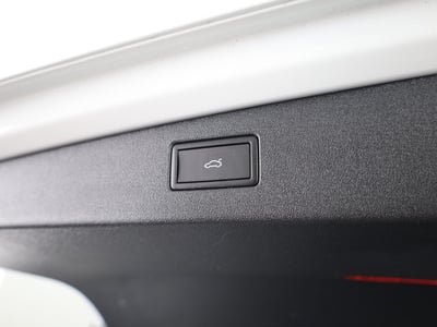 57009612-21.jpg