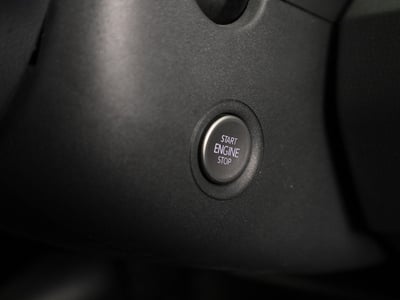 57013688-33.jpg