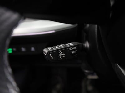 57094508-23.jpg