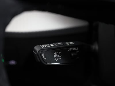 57151645-25.jpg