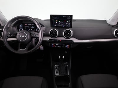 57151645-6.jpg