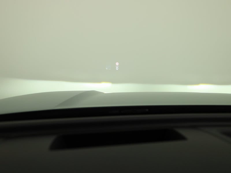57171960-9.jpg