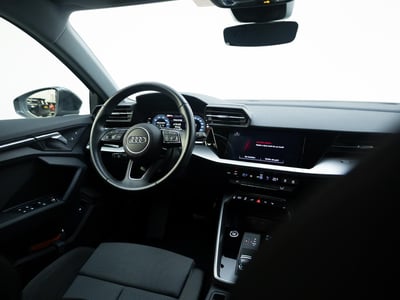 57178822-5.jpg