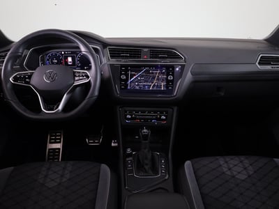 57353630-6.jpg