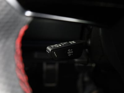 57390767-29.jpg