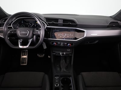 57390899-6.jpg