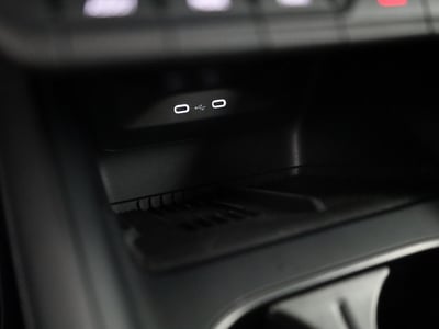 57493398-25.jpg