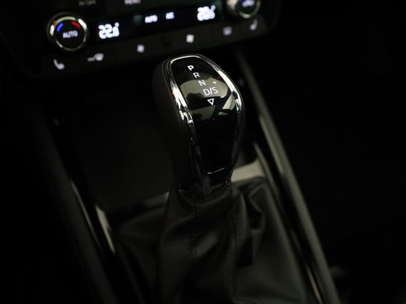 57532494-23.jpg