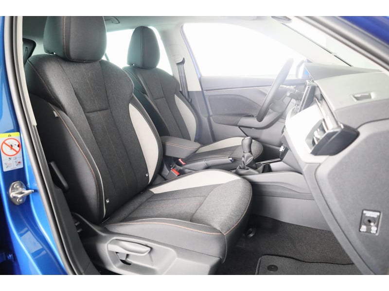 57563021-38.jpg