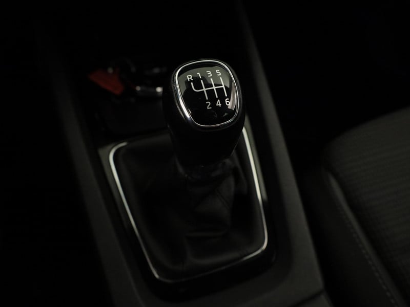 57610833-27.jpg