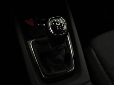57610833-27.jpg