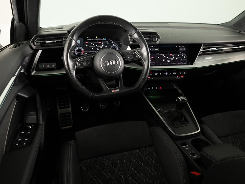 57614113-20.jpg