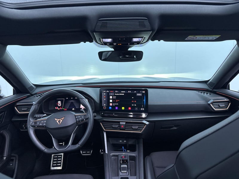 57732121-5.jpg