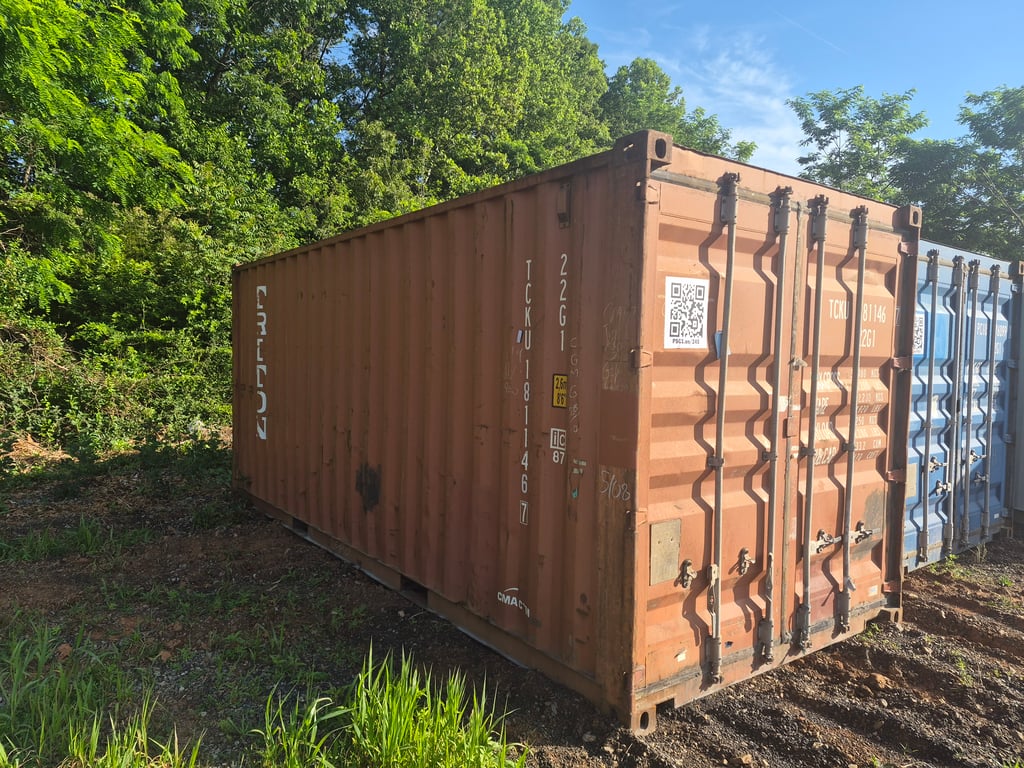 P245 CARGO WORTHY RED